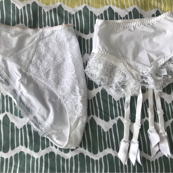 BNWOT BIEN FEE POUR TOI LINGERIE - Picture 2 of 14